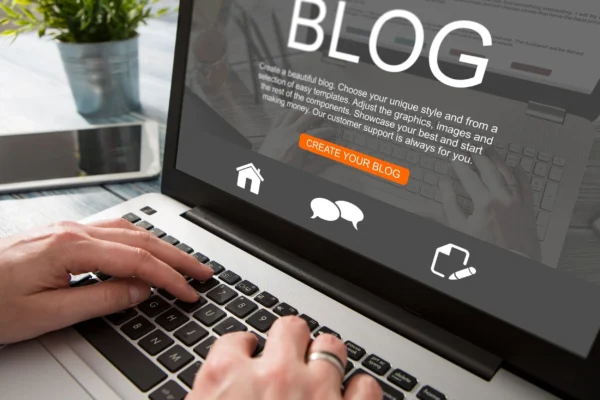 blogging vs social media